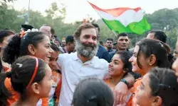 कोरोना से डरी सरकार- राहुल से भारत जोड़ो यात्रा स्थगन की अपील