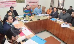 बोले डीएम- औद्योगिक वातावरण के सृजन से ही बढ़ेंगे रोजगार बोले डीएम- औद्योगिक वातावरण के सृजन से ही बढ़ेंगे रोजगार