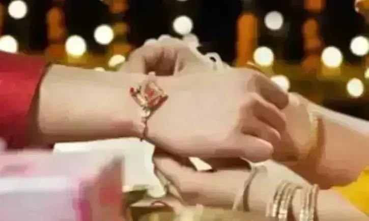 छेडखानी से तंग छात्रा ने छात्र को सिखाया ऐसा सबक- फिर बजी तालियां छेडखानी से तंग छात्रा ने छात्र को सिखाया ऐसा सबक- फिर बजी तालियां