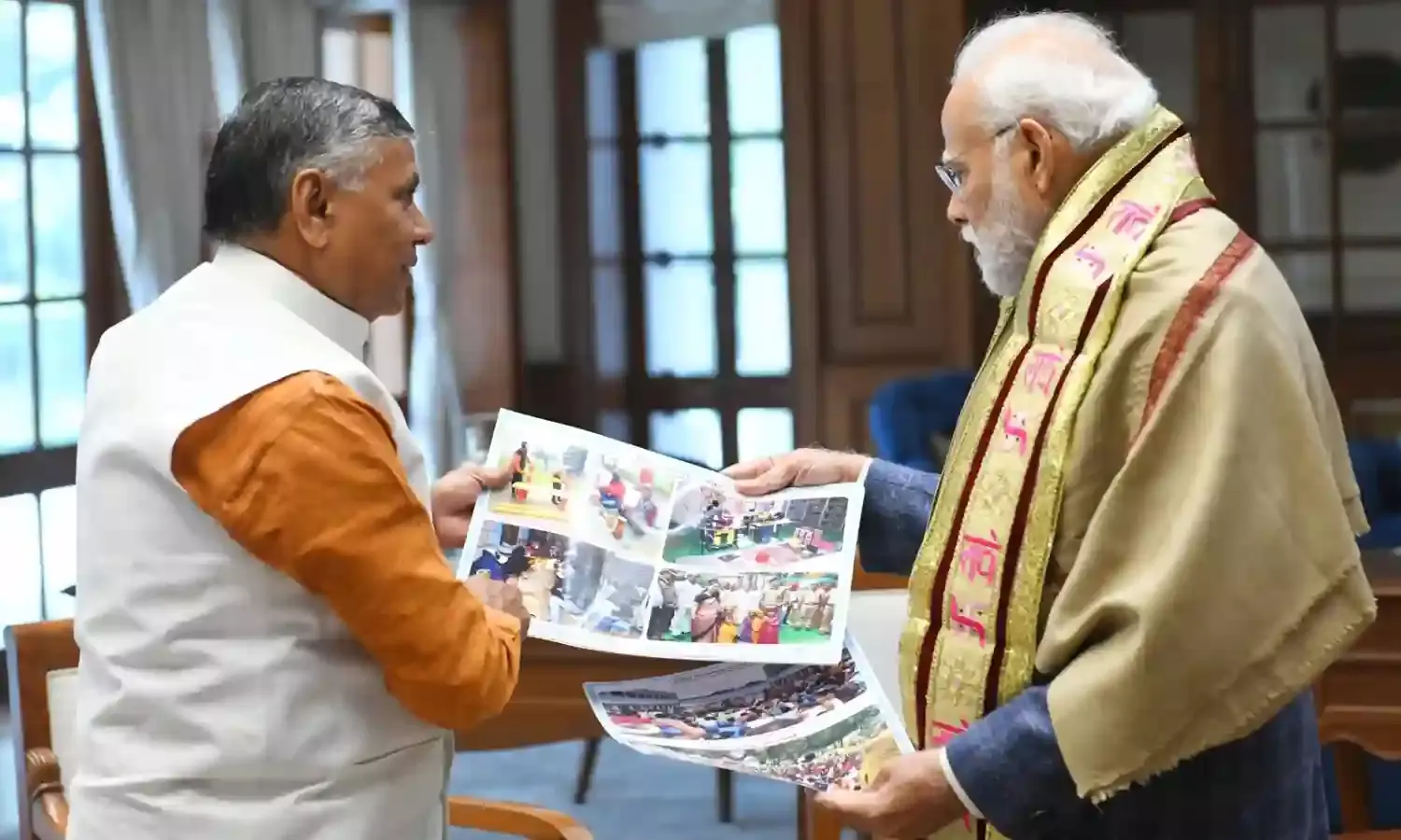 मंत्री पीएम मोदी से भेंट कर विभागीय कार्यों को उनके समक्ष किया प्रस्तुत