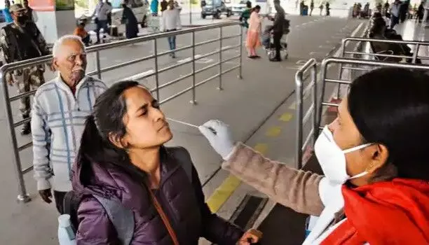 कोरोना की आशंका- शुरू हुआ प्रतिबंधों का दौर- मास्क लगाना हुआ जरूरी