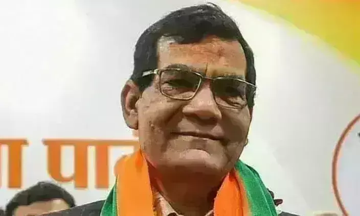स्ट्रीट वेन्डर्स को कूड़ादान रखने के निर्देश दें और कड़ाई भी करें- मंत्री स्ट्रीट वेन्डर्स को कूड़ादान रखने के निर्देश दें और कड़ाई भी करें- मंत्री