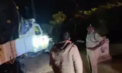 तीर्थयात्रियों से भरी जीप पेड़ से टकराई-हो गई कई लोगों की मौत