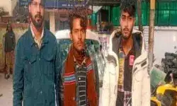 नए साल के जश्न का हुल्लड़ और स्टंट पड़ा भारी- 10 पर एफआईआर, 3 अरेस्ट नए साल के जश्न का हुल्लड़ और स्टंट पड़ा भारी- 10 पर एफआईआर, 3 अरेस्ट