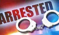 कोचिंग सेंटर के बाहर गोली चलाने वाले दो नाबालिग सहित इतने गिरफ्तार कोचिंग सेंटर के बाहर गोली चलाने वाले दो नाबालिग सहित इतने गिरफ्तार