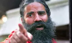 बनाया योग गुरु रामदेव का अश्लील कार्टून- किया वायरल- मुकदमा दर्ज