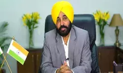 सीएम ने कसे पीसीएस अधिकारियों के पेच- बोले इस समय तक आना होगा दफ्तर सीएम ने कसे पीसीएस अधिकारियों के पेच- बोले इस समय तक आना होगा दफ्तर