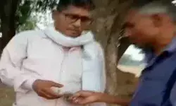 रिश्वत लेता लेखपाल हुआ कैमरे में कैद- वीडियो हुआ वायरल- बोले एसडीएम