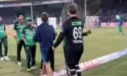 रातों रात सामान समेटकर पाक से भारत पहुंची न्यूजीलैंड टीम- नहीं किया... रातों रात सामान समेटकर पाक से भारत पहुंची न्यूजीलैंड टीम- नहीं किया...