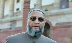 सरकार भारत के भविष्य के साथ खिलवाड़ कर रही है- ओवैसी