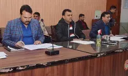 कलेक्टर ने की बैठक- इस बात पर जोर देने के दिये निर्देश कलेक्टर ने की बैठक- इस बात पर जोर देने के दिये निर्देश