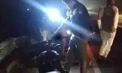 रेलिंग से टकराकर 40 फुट नीचे गिरी बाइक- हो गई 2 लोगों की मौत रेलिंग से टकराकर 40 फुट नीचे गिरी बाइक- हो गई 2 लोगों की मौत