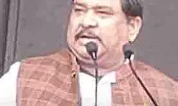 बोले एक्स एमएलए- बुर्के पर बात करने वाले जाहिल, इन्हें नंगा कर घुमाओ