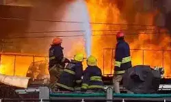 रेस्टोरेंट एवं बार के किचन में लगी आग- फायर ब्रिगेड पहुंची मौके पर