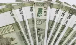 स्कूली बच्चों को पीएम का तोहफा- वजीफे की रकम में किया इजाफा स्कूली बच्चों को पीएम का तोहफा- वजीफे की रकम में किया इजाफा