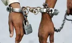 पुलिस ने 19 चोरियों के मामलों में आठ आरोपियों को किया गिरफ्तार