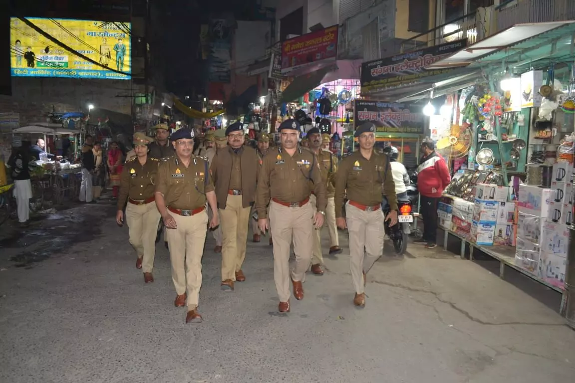 ADG-DIG ने कप्तान सहित आलाधिकारियों संग किया पैदल गस्त