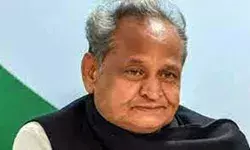 बोले CM- आटे व् गेंहू की कीमतों के नियंत्रण को केन्द्र सरकार उठाये कदम बोले CM- आटे व् गेंहू की कीमतों के नियंत्रण को केन्द्र सरकार उठाये कदम