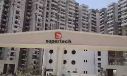 15 वीं मंजिल पर कर रही थी फोन पर बात- नीचे गिरी धड़ाम- चली गई...