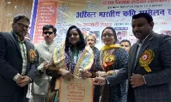 गिद्ध बाज़ के साथ में, मंडराती है चील- क्या सचमुच हम हो गए.. गिद्ध बाज़ के साथ में, मंडराती है चील- क्या सचमुच हम हो गए..