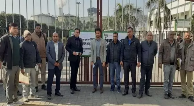 गन्ना भुगतान नहीं होने पर प्रशासन का चाबुक- मिल की संपत्ति कुर्क गन्ना भुगतान नहीं होने पर प्रशासन का चाबुक- मिल की संपत्ति कुर्क
