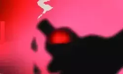 दरवाजा खुलते ही मां बेटे पर एसिड अटैक- सीसीटीवी में कैद आरोपी दरवाजा खुलते ही मां बेटे पर एसिड अटैक- सीसीटीवी में कैद आरोपी