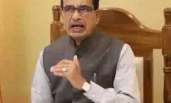 बोले CM- क्या कमलनाथ ने फसल बीमा योजना में कभी किसानों को दिया है पैसा बोले CM- क्या कमलनाथ ने फसल बीमा योजना में कभी किसानों को दिया है पैसा