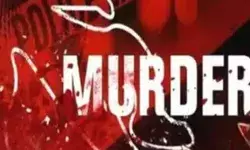 पति बना अड़ंगा तो पत्नी के प्रेमी ने चाकुओं से गोदकर कर दी हत्या पति बना अड़ंगा तो पत्नी के प्रेमी ने चाकुओं से गोदकर कर दी हत्या