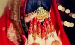 सिर पड़ी दुल्हन के साथ 7 फेरे लेने से पहले ही दूल्हा हुआ फरार सिर पड़ी दुल्हन के साथ 7 फेरे लेने से पहले ही दूल्हा हुआ फरार