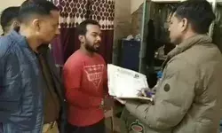 बाप बेटे को बंधक बनाकर बढ़ई ने की थी लूट- इलाज ने बना दिया था कर्जदार बाप बेटे को बंधक बनाकर बढ़ई ने की थी लूट- इलाज ने बना दिया था कर्जदार