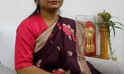 रामचरितमानस विवाद पर स्वामी प्रसाद को नहीं मिला बेटी का साथ- कहीं यह.. रामचरितमानस विवाद पर स्वामी प्रसाद को नहीं मिला बेटी का साथ- कहीं यह..