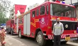फायर ब्रिगेड भर्ती में हंगामा- अभ्यर्थियों पर पुलिस ने बजाई लाठियां फायर ब्रिगेड भर्ती में हंगामा- अभ्यर्थियों पर पुलिस ने बजाई लाठियां