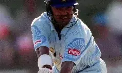 क्रिकेटर विनोद कांबली ने बदतमीजी कर पत्नी पर जमाए हाथ- अब एफआईआर क्रिकेटर विनोद कांबली ने बदतमीजी कर पत्नी पर जमाए हाथ- अब एफआईआर