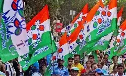 अडानी मुद्दे पर तृणमूल कांग्रेस ने किया विरोध प्रदर्शन अडानी मुद्दे पर तृणमूल कांग्रेस ने किया विरोध प्रदर्शन