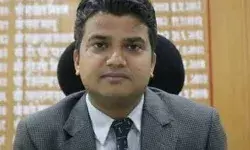 कलेक्टर ने लिया एक्शन- लापरवाह छह अधिकारियों का रोका वेतन कलेक्टर ने लिया एक्शन- लापरवाह छह अधिकारियों का रोका वेतन