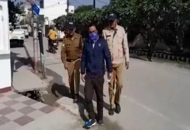 पुलिस कस्टडी में पटवारी परीक्षा देने सेंटर पर पहुंचा हत्यारोपी