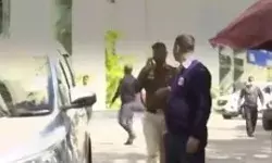 बीबीसी के दफ्तर पर आईटी का छापा- भारीभरकम टीम खंगाल रही रिकॉर्ड बीबीसी के दफ्तर पर आईटी का छापा- भारीभरकम टीम खंगाल रही रिकॉर्ड