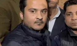 आजम खान के बाद अब बेटे अब्दुल्ला की भी जाएगी विधायकी आजम खान के बाद अब बेटे अब्दुल्ला की भी जाएगी विधायकी