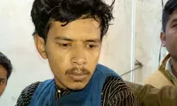 प्रेम प्रसंग में तकरार- 40 वर्षीय प्रेमिका का गला रेतकर हुआ फरार प्रेम प्रसंग में तकरार- 40 वर्षीय प्रेमिका का गला रेतकर हुआ फरार