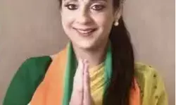 कांग्रेस की मदद से केजरीवाल को झटका- बीजेपी की मुस्लिम कैंडिडेट जीती कांग्रेस की मदद से केजरीवाल को झटका- बीजेपी की मुस्लिम कैंडिडेट जीती