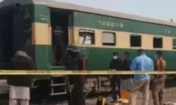 रेलगाड़िया भी नहीं सुरक्षित- ब्लास्ट में एक व्यक्ति की मौत- कई घायल रेलगाड़िया भी नहीं सुरक्षित- ब्लास्ट में एक व्यक्ति की मौत- कई घायल