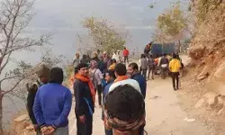 फिर आया भूकंप-धरती हिलने से मचा हड़कंप- लोग हुए घरों से बाहर