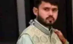 जिला जज के अर्दली को फांसी पर लटके देख पत्नी की निकली चीख जिला जज के अर्दली को फांसी पर लटके देख पत्नी की निकली चीख