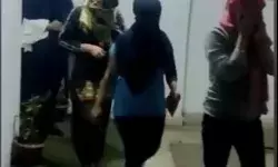 ओयो होटल में देह कारोबार- ऐसे हालातों में मिली 7 लड़कियां- चार अरेस्ट ओयो होटल में देह कारोबार- ऐसे हालातों में मिली 7 लड़कियां- चार अरेस्ट