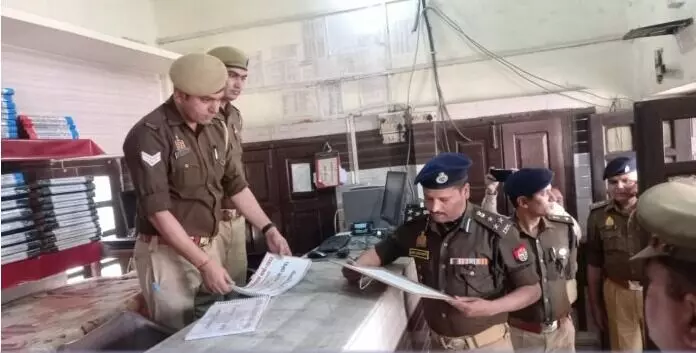 वार्षिक निरीक्षण को पहुंचे डीआईजी को देख पुलिस की बनी चकरघिन्नी