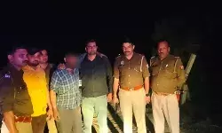 फरार चल रहा दस हजारी बदमाश एनकाउंटर में हुआ लंगड़ा फरार चल रहा दस हजारी बदमाश एनकाउंटर में हुआ लंगड़ा