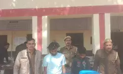 पुलिस ने आरोपियों को धर दबोचकर की कार्रवाई- लेडिज सूट किये बरामद पुलिस ने आरोपियों को धर दबोचकर की कार्रवाई- लेडिज सूट किये बरामद
