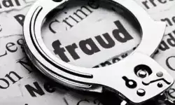 युवती बनकर दर्जनों युवकों को प्यार के जाल में फंसाया- ऐसे बनाया उल्लू युवती बनकर दर्जनों युवकों को प्यार के जाल में फंसाया- ऐसे बनाया उल्लू