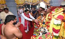 चंद्रशेखर राव वेंकटेश्वर स्वामी मंदिर के लिए इतने करोड़ रुपये मंजूर चंद्रशेखर राव वेंकटेश्वर स्वामी मंदिर के लिए इतने करोड़ रुपये मंजूर