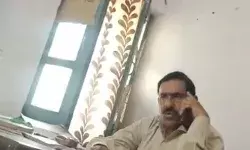 तहसील बनी घूसखोरी का अड्डा- रिश्वत लेते हुए कैमरे में हुए कैद